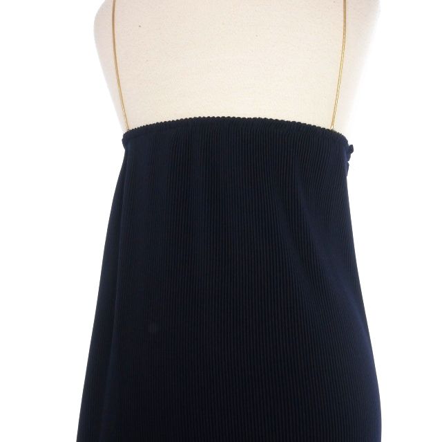 ラッフルドレス