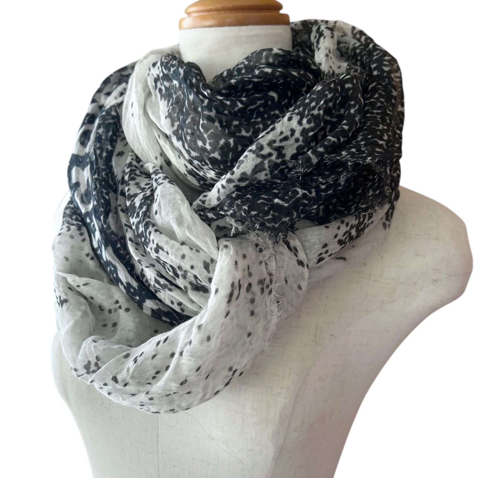 Faliero Sarti ファリエロサルティ シルク＋マイクロモダールストール