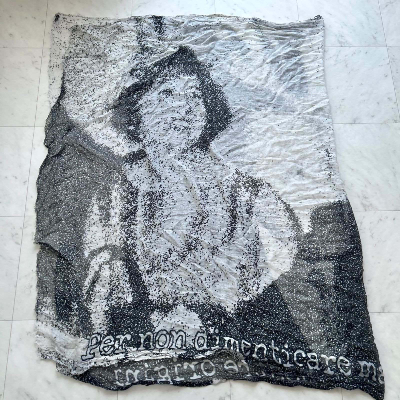 美品 イタリア製 Faliero Sarti モダール 大判 ストール Faliero Sarti（ファリエロサルティ） ストール チャコールグレー