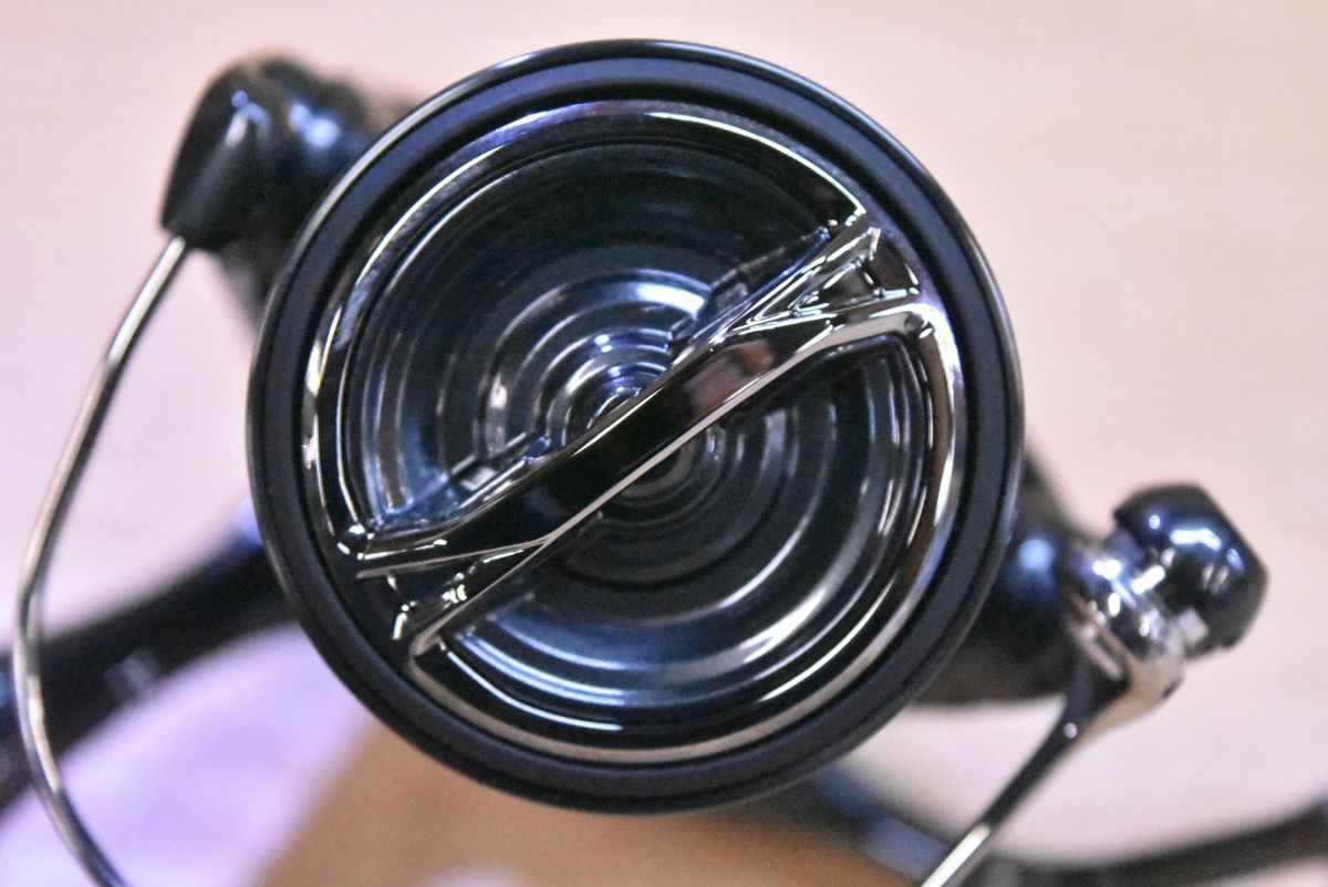 スピニングリール