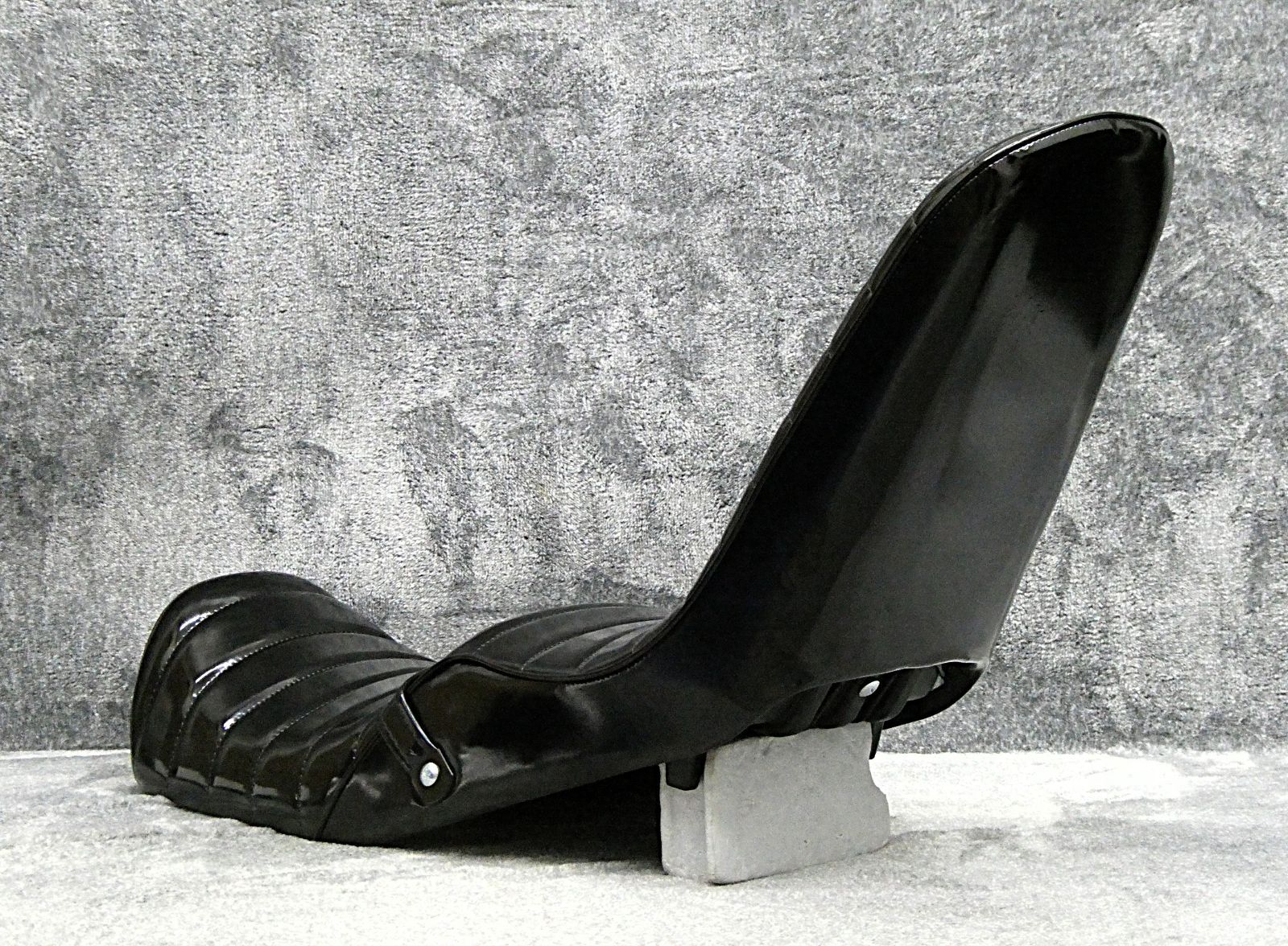 XJR400前期4HM 黒エナ40cm 三段シート/ブラック 補強入り エナメル