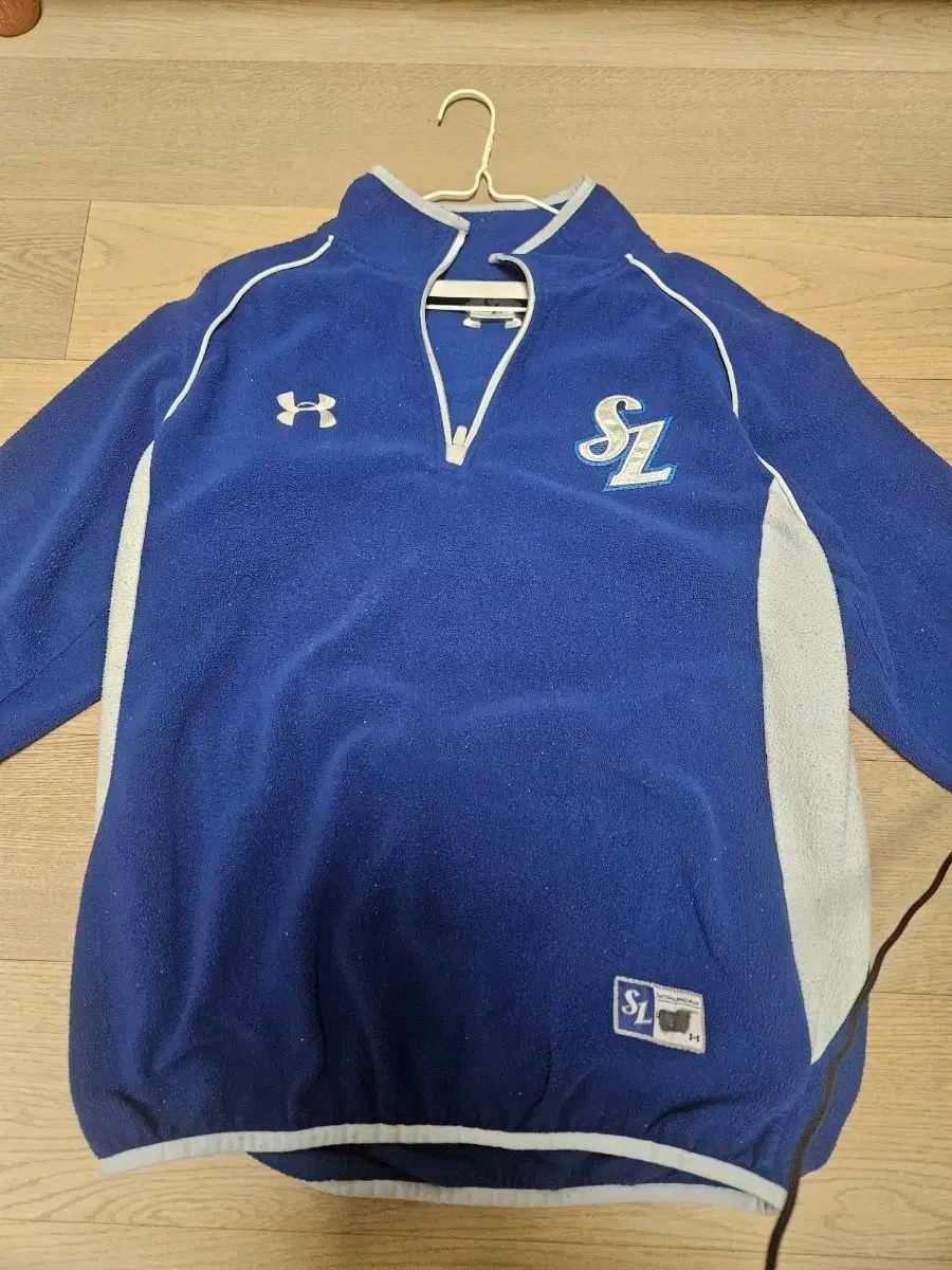 サムスン アンダーアーマー フリース 105サイズ