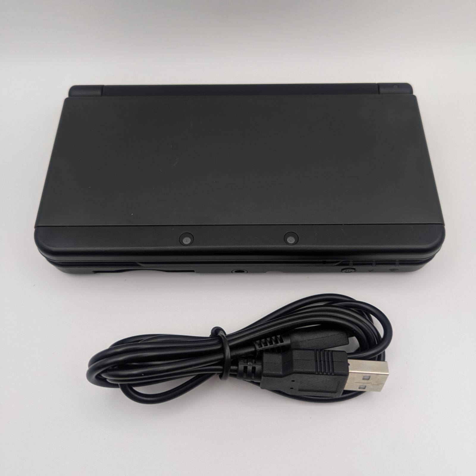 動作品 New Nintendo 3DS ブラック 本体 あり