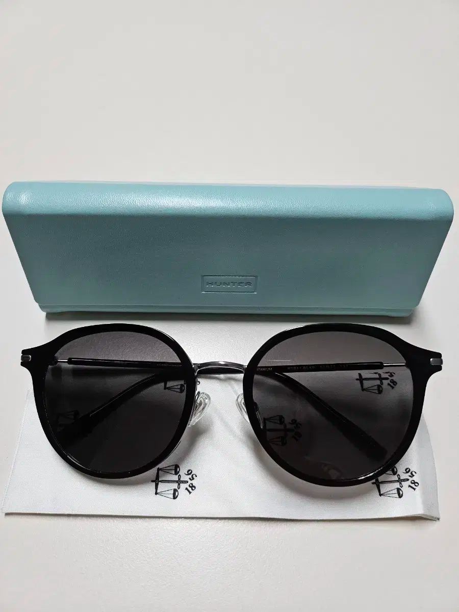 νガンダム mg ver.ka 塗装品 頭部マグネットLED ツインアイ発光