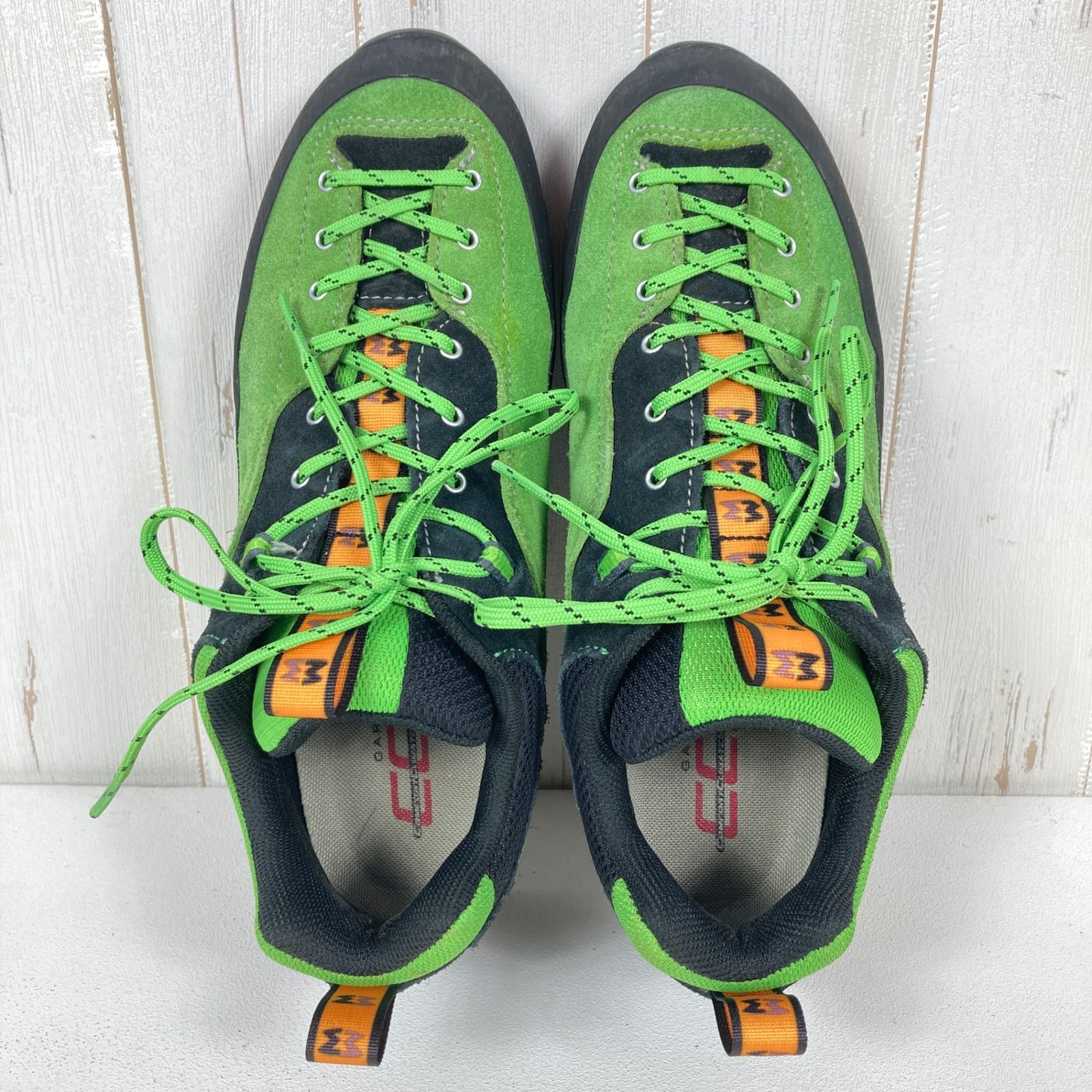 アプローチシューズ