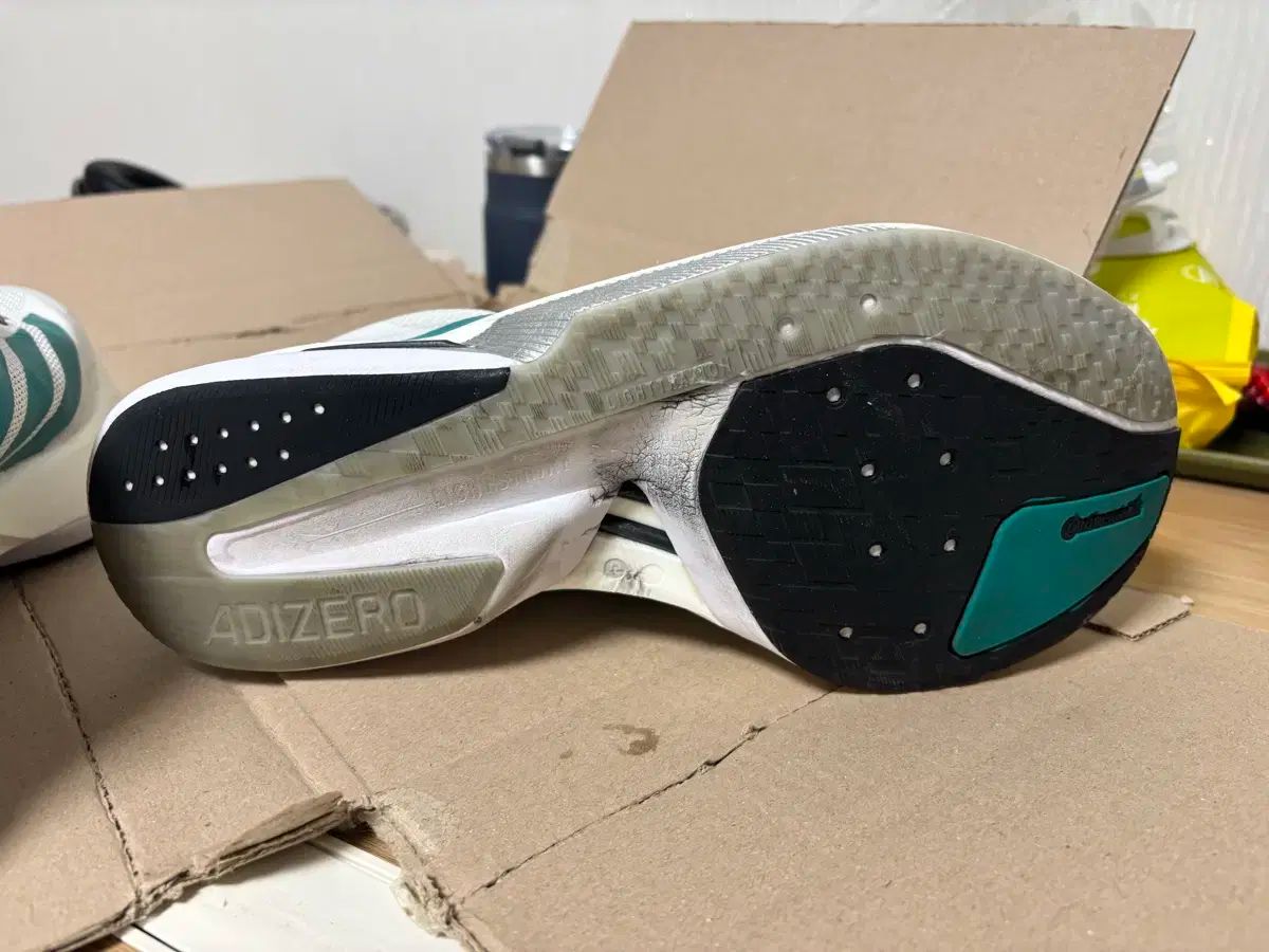  アディダス アディゼロ ボストン 13 グリーン 27 5 cm その他 靴