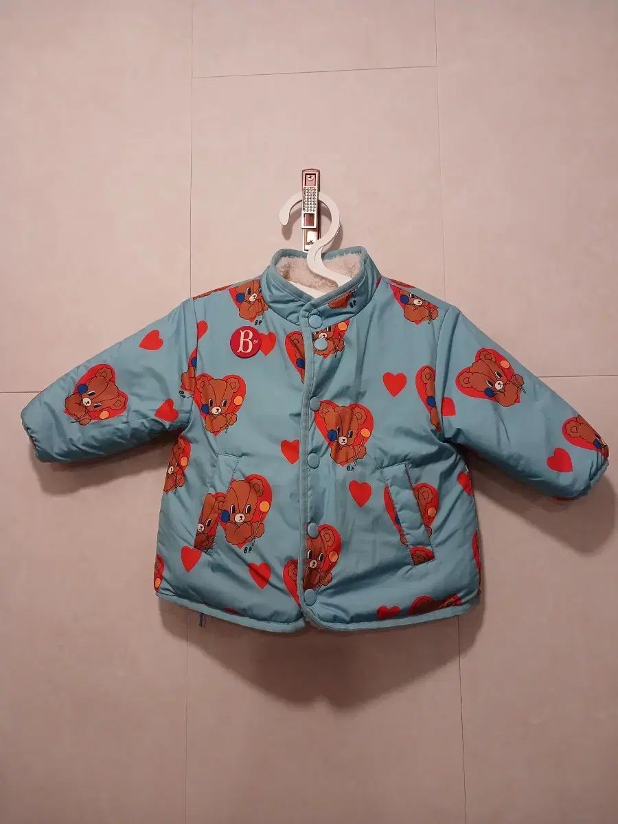 ベベデピノ 女の子 アウター リバーシブル 85 サイズ