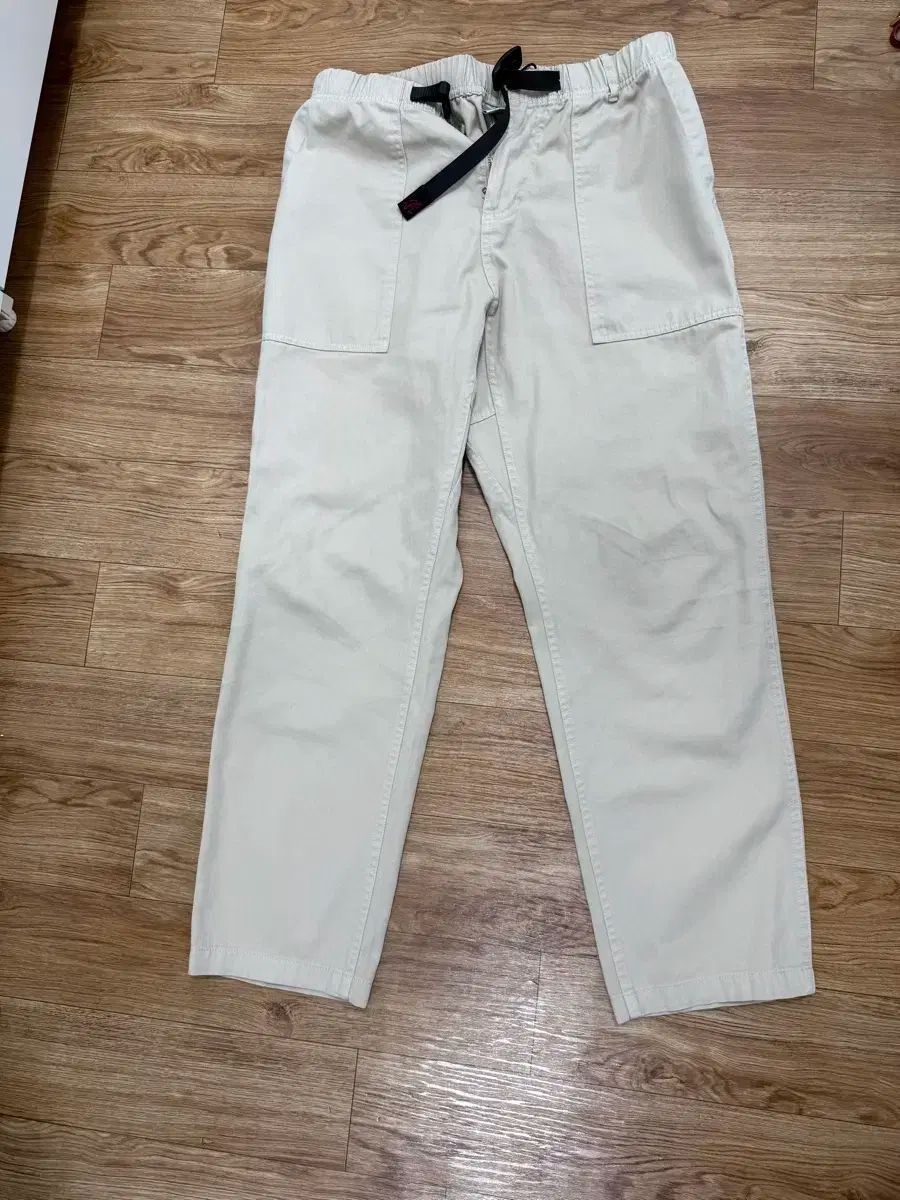 グラミチルーズテーパードリッジパンツ USチノ M