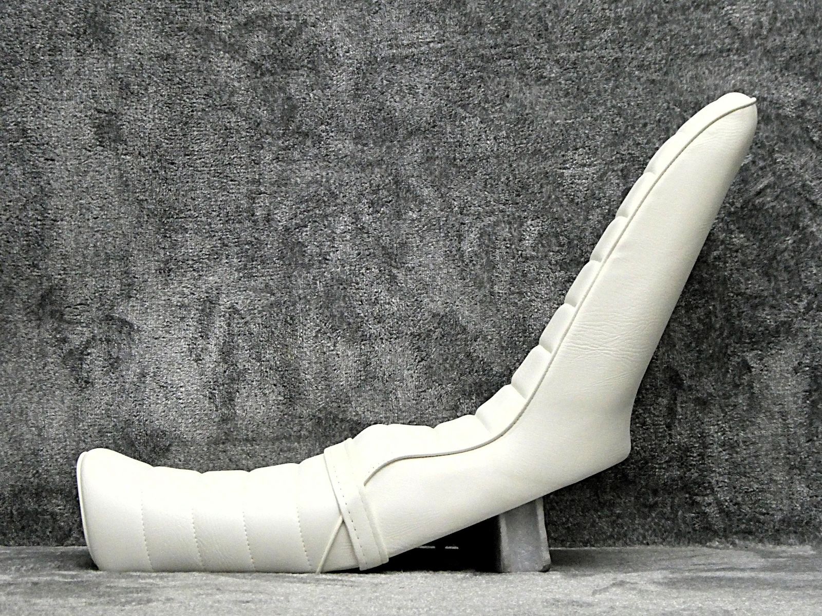 エイプ　白　エナ　４０ｃｍ　三段シート/エナメル ホワイト APE キャブ車 エイプ 白 エナ 40cm 三段シート/エナメル ホワイト APE キャブ車