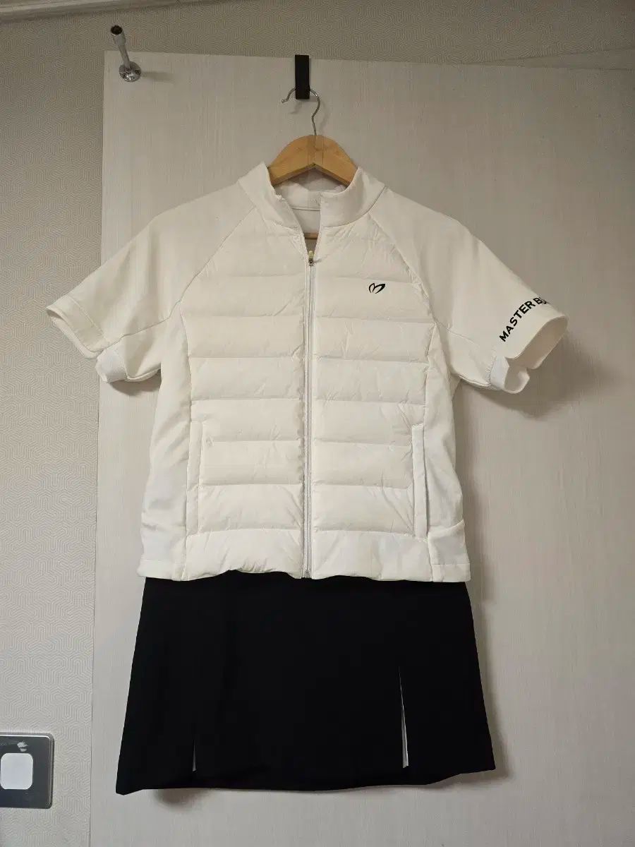 マスターバニー ゴルフ グースダウン 半袖ダウン