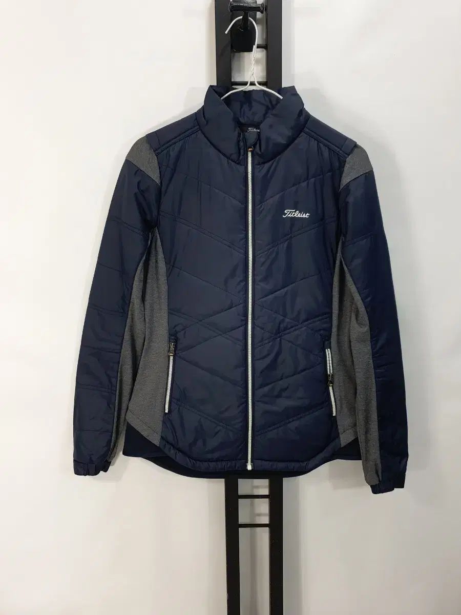 Titleist タイトリスト 軽量 ダウン ジャケット ネイビー レディース s