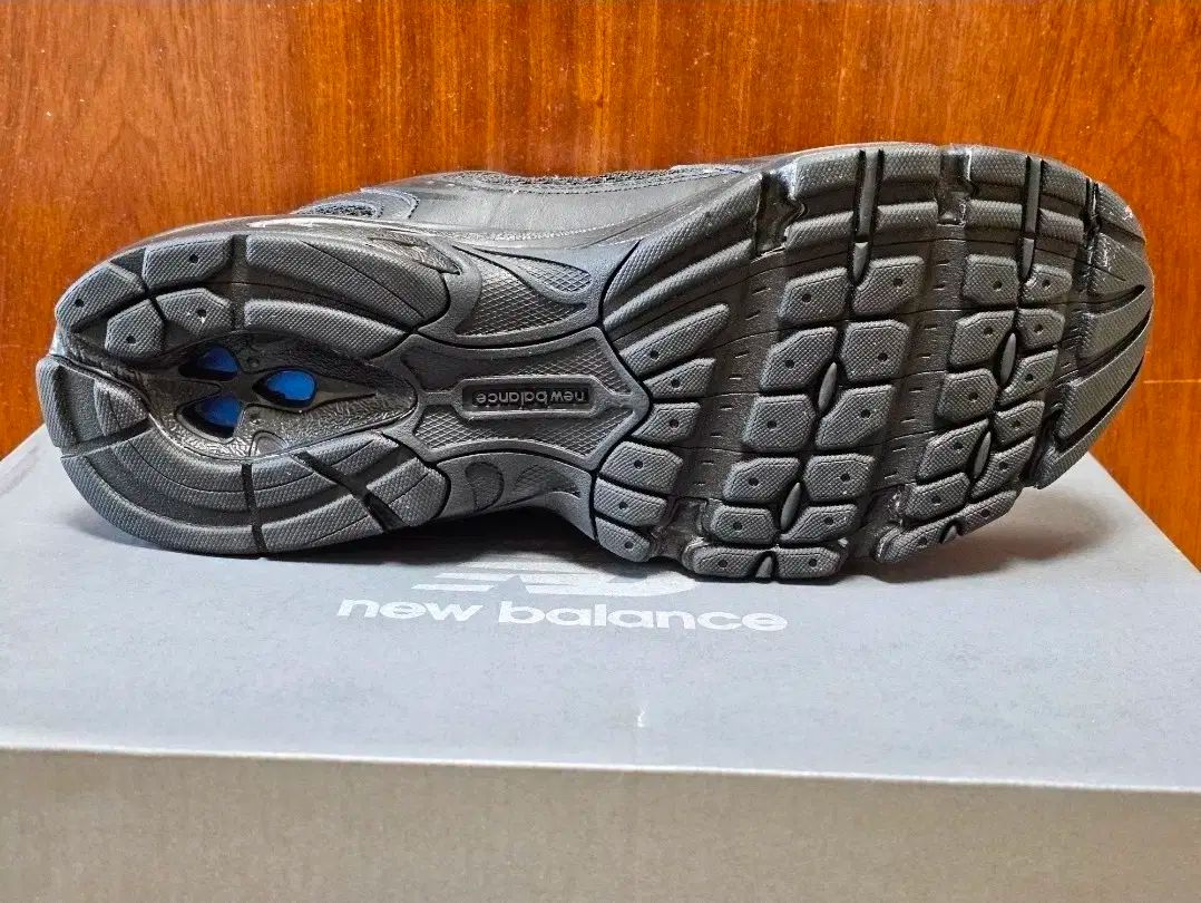  ニュー ンス 530 ブラック 250 255 その他 靴