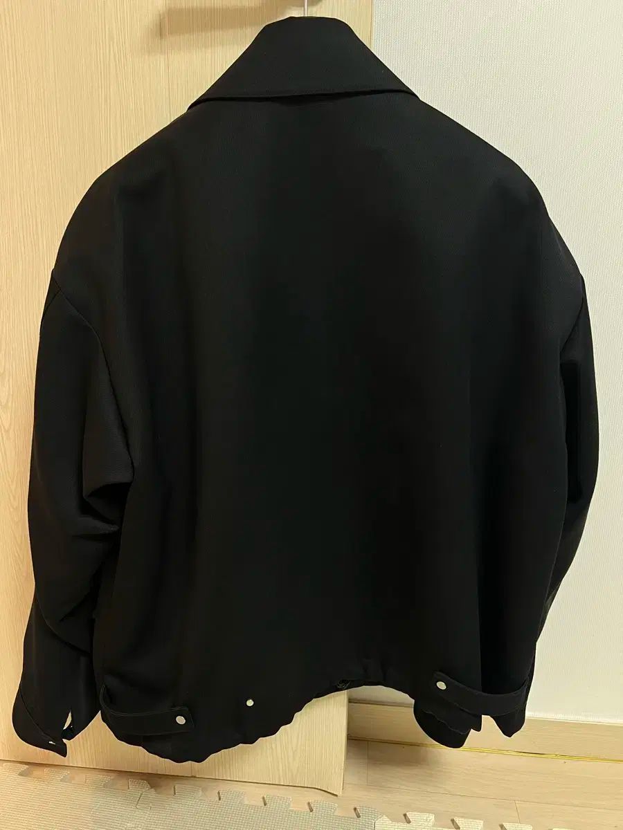 ポーカーフェイス ブルゾン ジャケット