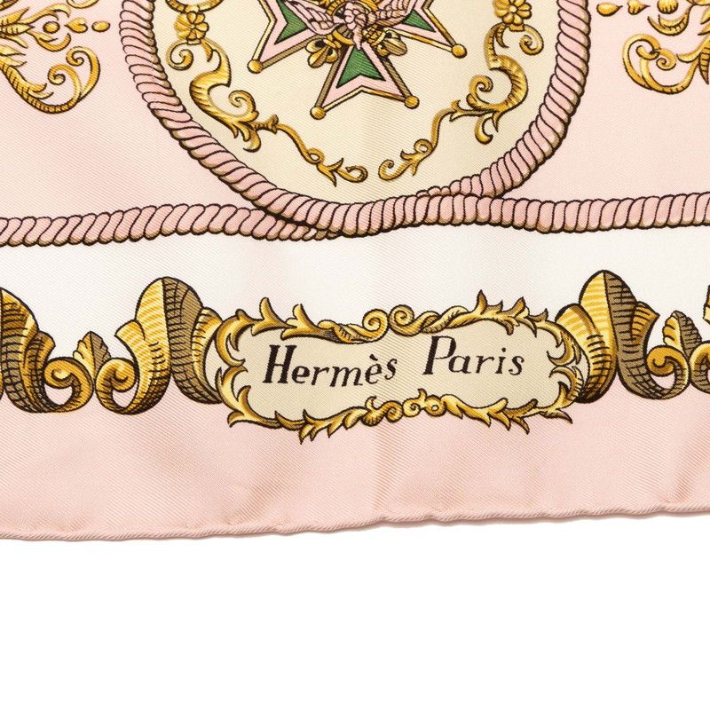 エルメス カレ90 MAGNVS 白い馬に跨ったルイ14世 ピンク マルチ シルク レディース HERMES 1 0239854 その他 小物 レディース