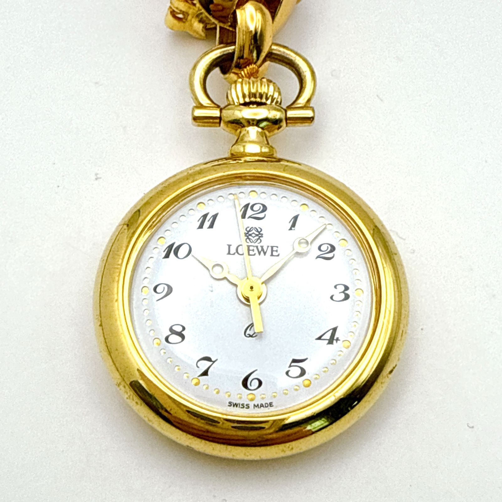 C 071 ヴィンテージ 電池交換済 LOEWE ロエベ ブローチ型 ウォッチ ゴールド ラウンドケース レディース 懐中時計