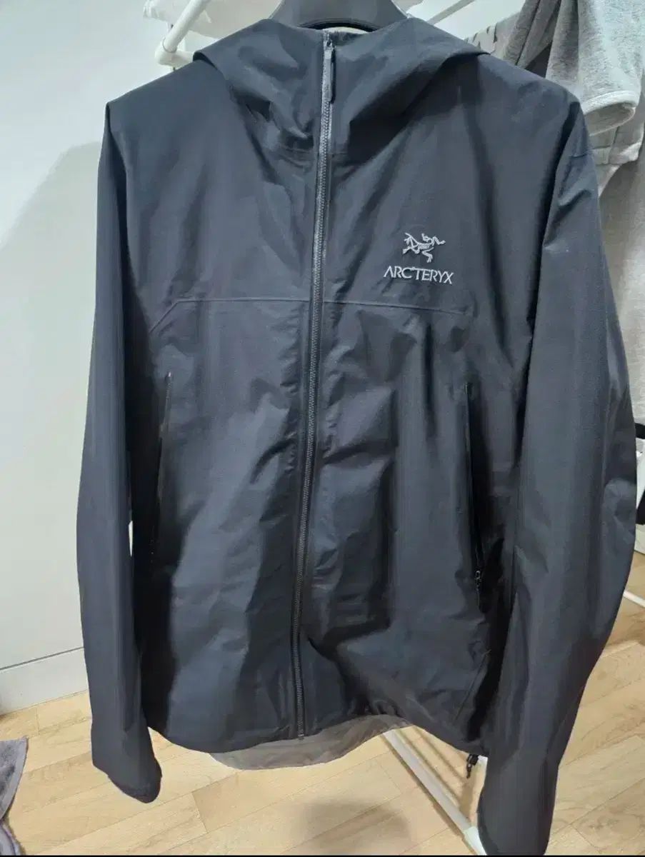 ARC TERYX アークテリクス ベータ ウィンドブレーカー ブラック l