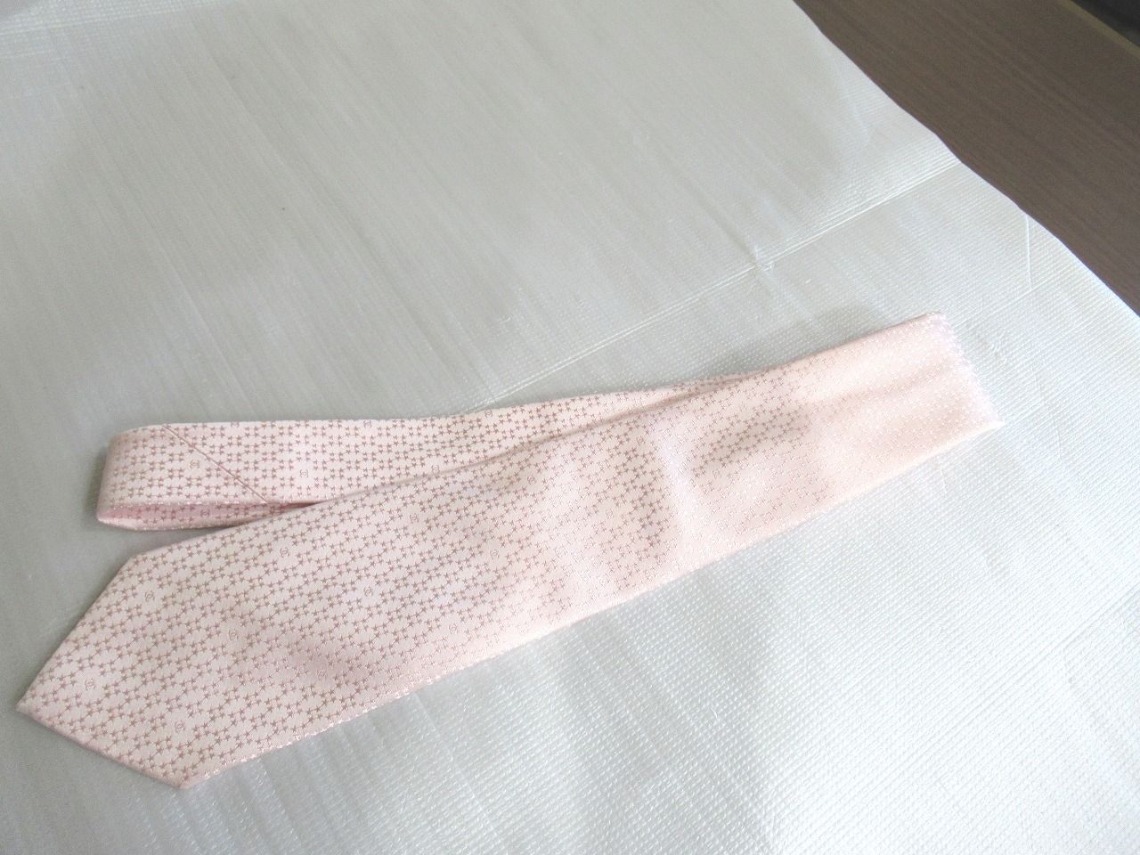 極美品☆ CHANEL シャネル ネクタイ シルク100％ 剣先約8㎝ ミニ