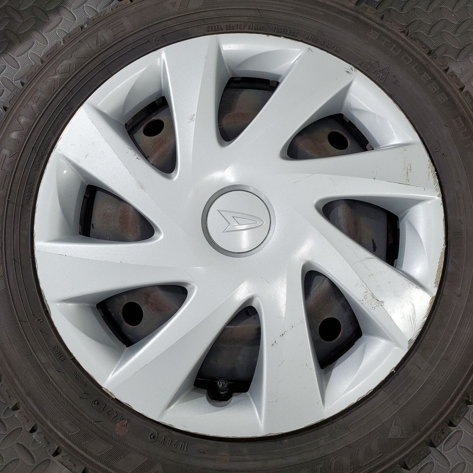 コンテ スタッドレスタイヤ