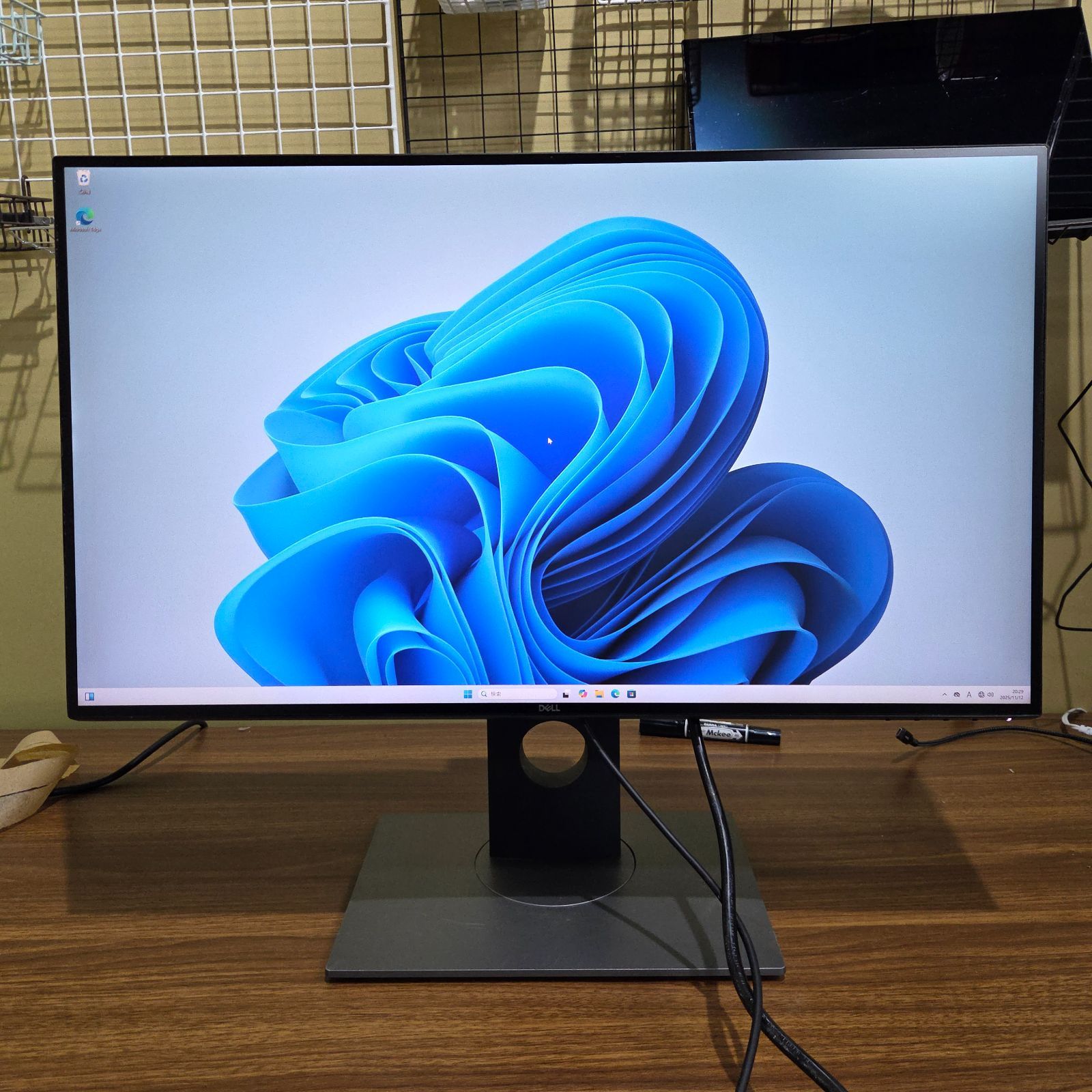 1週間保証 Dell U2718Q 27インチ 4K HDR IPSモニター A4