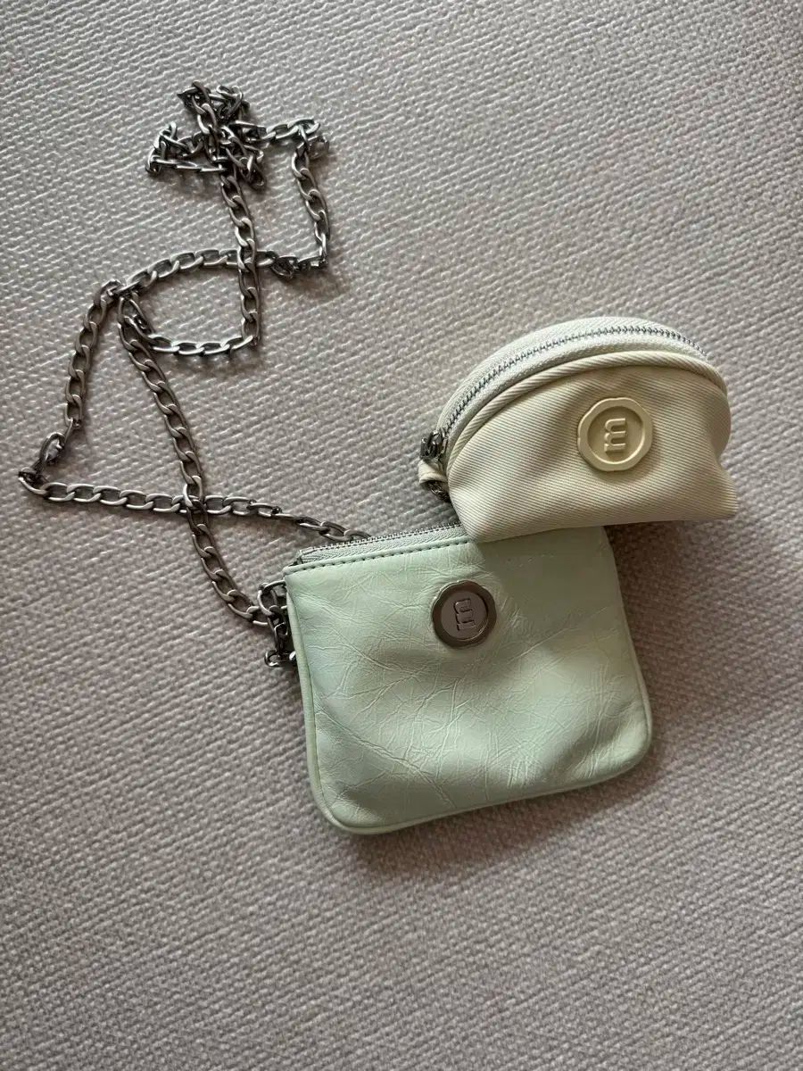 MINITMUTE チェーン ミニ クロスバック アイボリー ミント