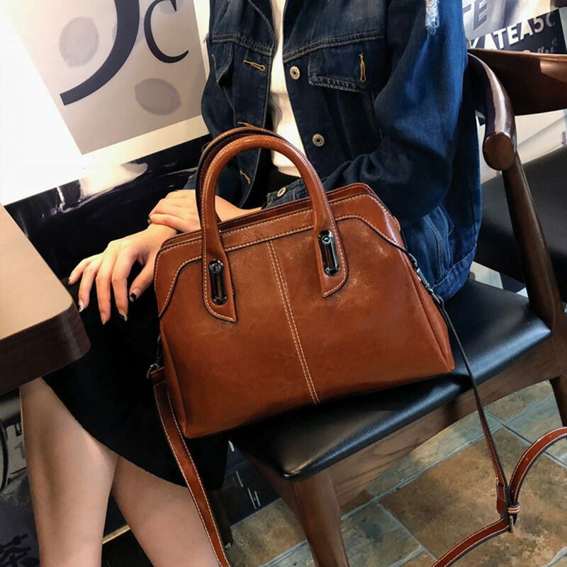 ハンドバッグ ショルダーバッグ レディース 本革 2way 軽い 斜めがけ トートバッグ 大人 通勤 お出かけ おしゃれ フォーマル シンプル ビジネス 入学式 卒業式 旅行 手提げ