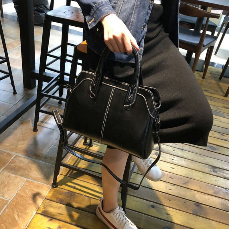 ハンドバッグ ショルダーバッグ レディース 本革 2way 軽い 斜めがけ トートバッグ 大人 通勤 お出かけ おしゃれ フォーマル シンプル ビジネス 入学式 卒業式 旅行 手提げ