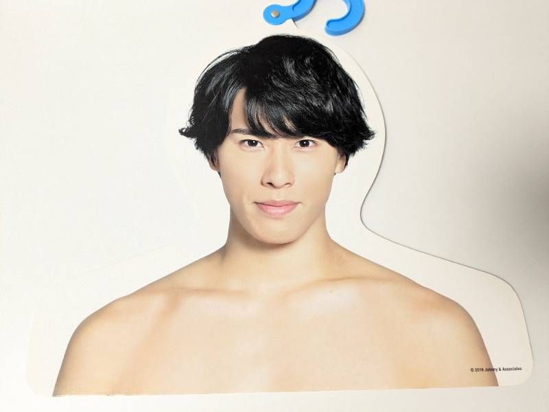 宮舘涼太 フォトハンガー エロハン 宮舘涼太 エロハン Snow Man 宮舘