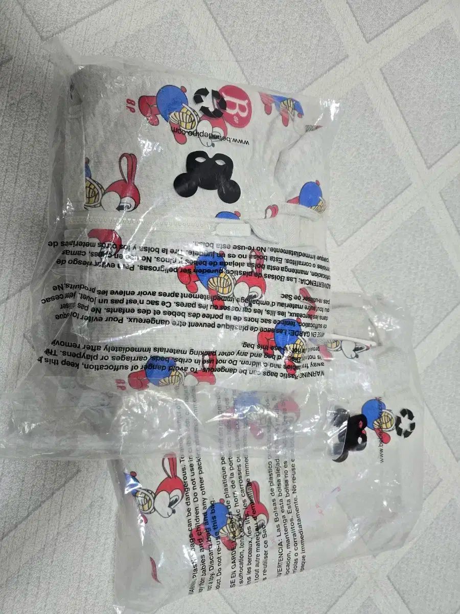 ベベデピノ スタンレー 上下セット