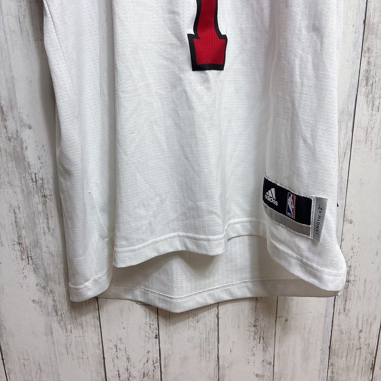 アディダス　シカゴ・ブルズ ユニフォーム 刺繍 adidas アディダス NBA シカゴ・ブルズ ROSE #1 スウィングマン