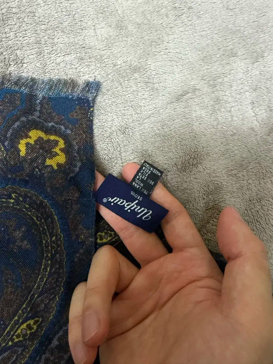 ユニペアー ベイズリー ウール シルク スカーフ