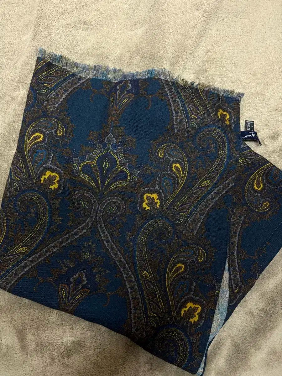 ユニペアー ベイズリー ウール シルク スカーフ