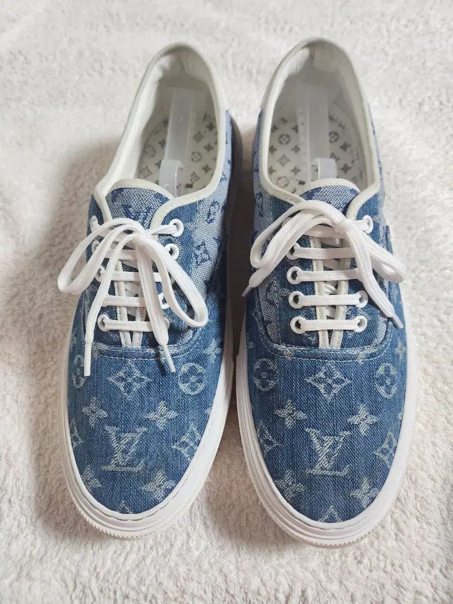 Louis Vuitton モノグラムデニム スニーカー