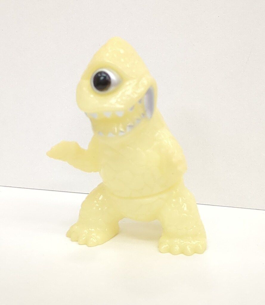 GARGAMEL ゾッキ怪獣シリーズ ザゴラン二等兵 2008福袋 蓄光成型 黒銀目