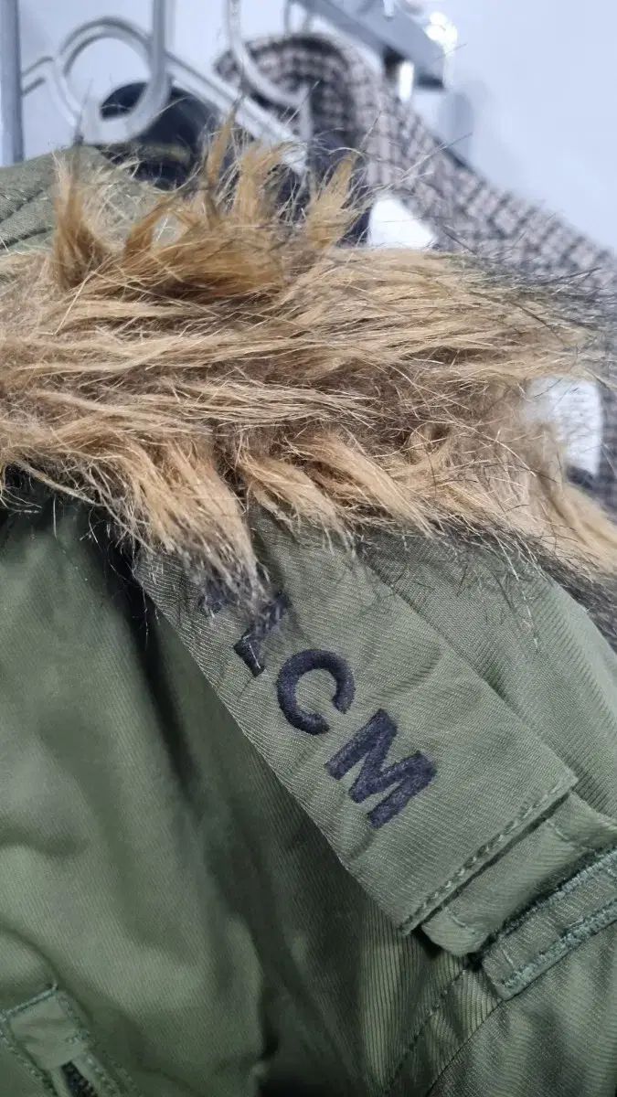 ボルコム アイテム