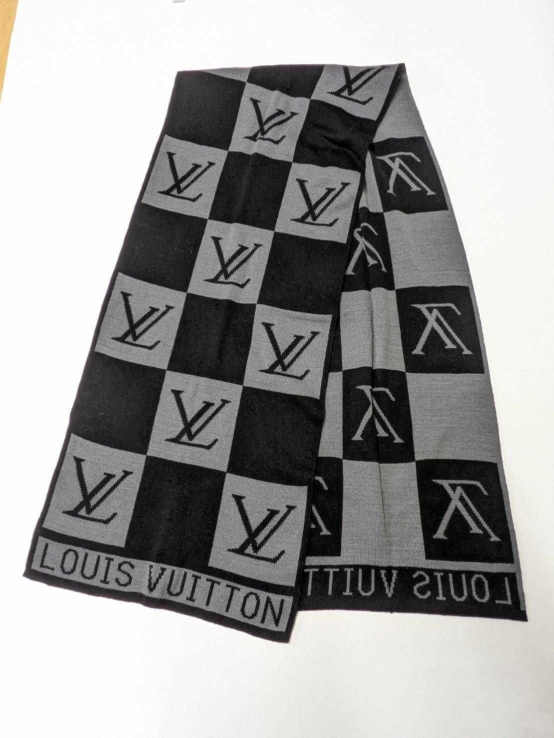 げ交渉 Louis Vuitton チェッカー柄 ロングマフラー B-14