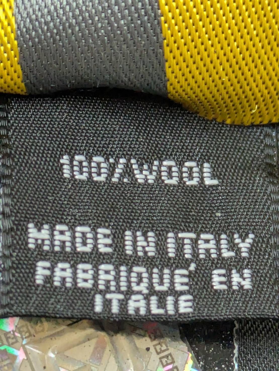  げ交渉 FENDI ウール ロングマフラー イタリア製 B-15 マフラー 小物