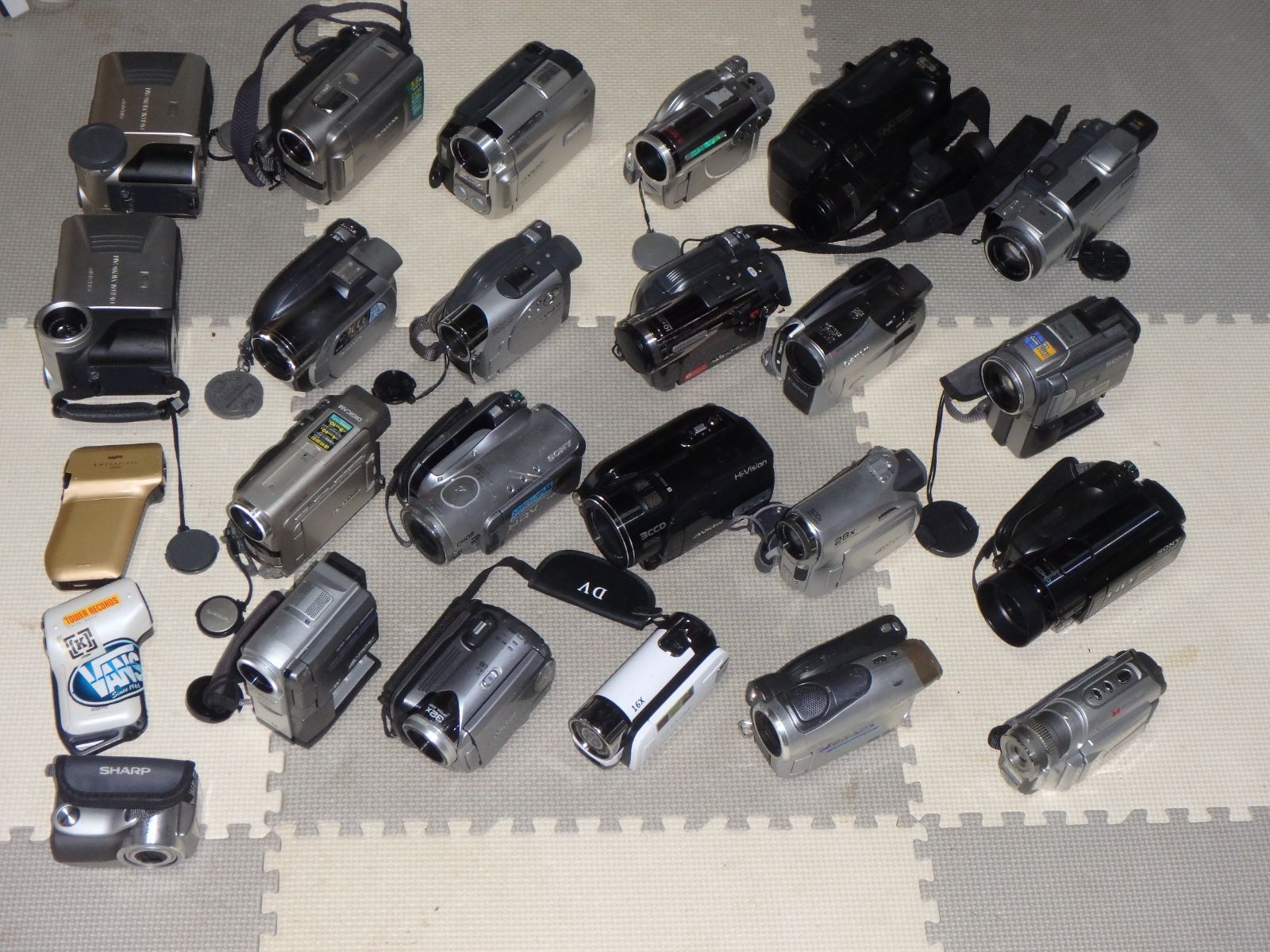 ジャンク ビデオカメラ 24台 まとめて セット