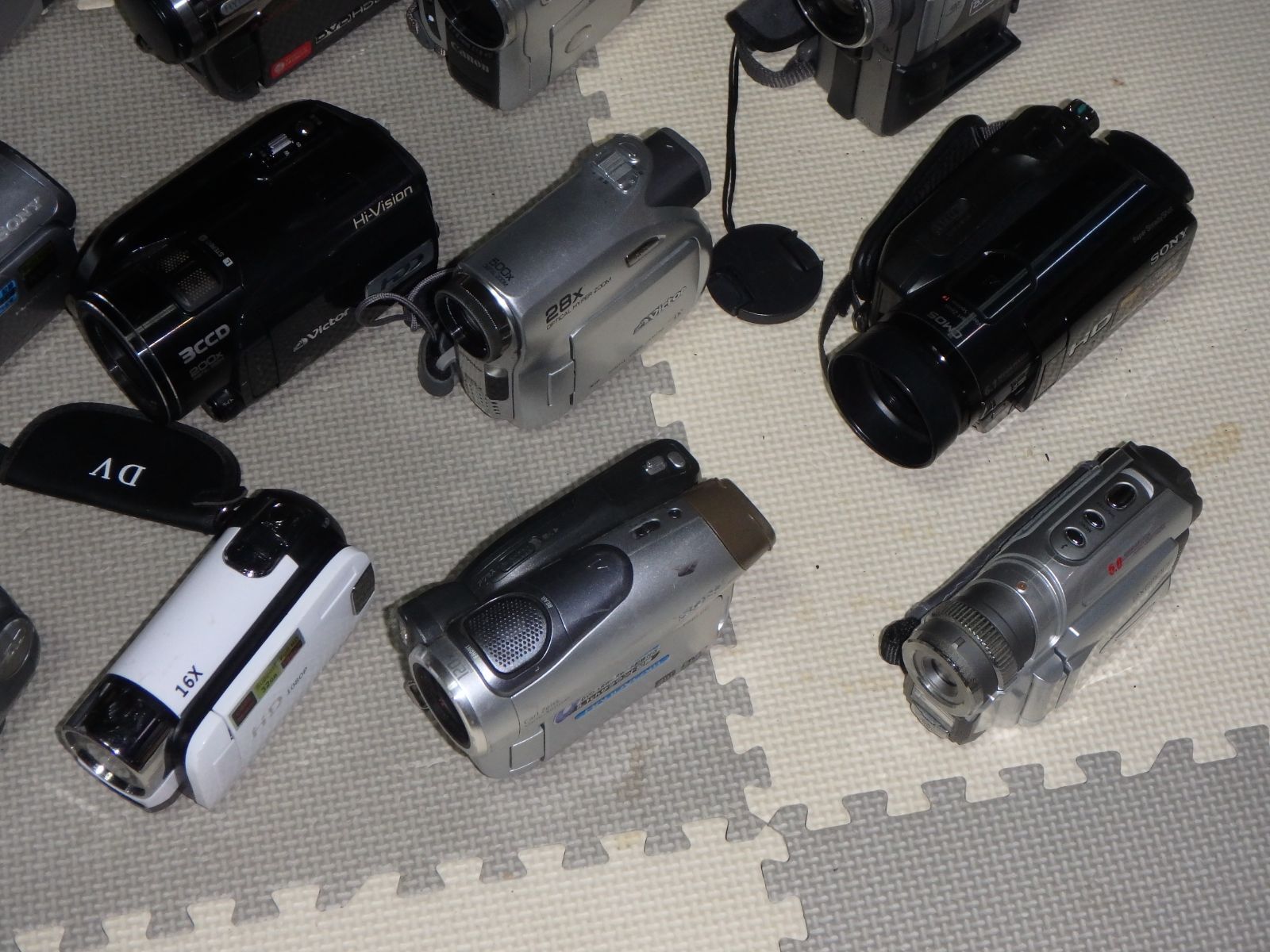 ジャンク ビデオカメラ 24台 まとめて セット - メルカリ