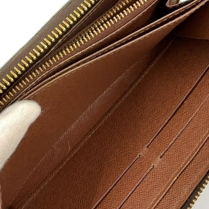 ブラウン ラウンドファスナー長財布