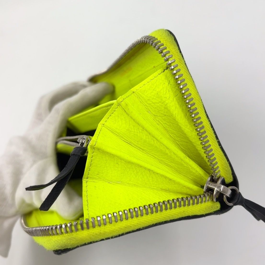 レザー ブラック