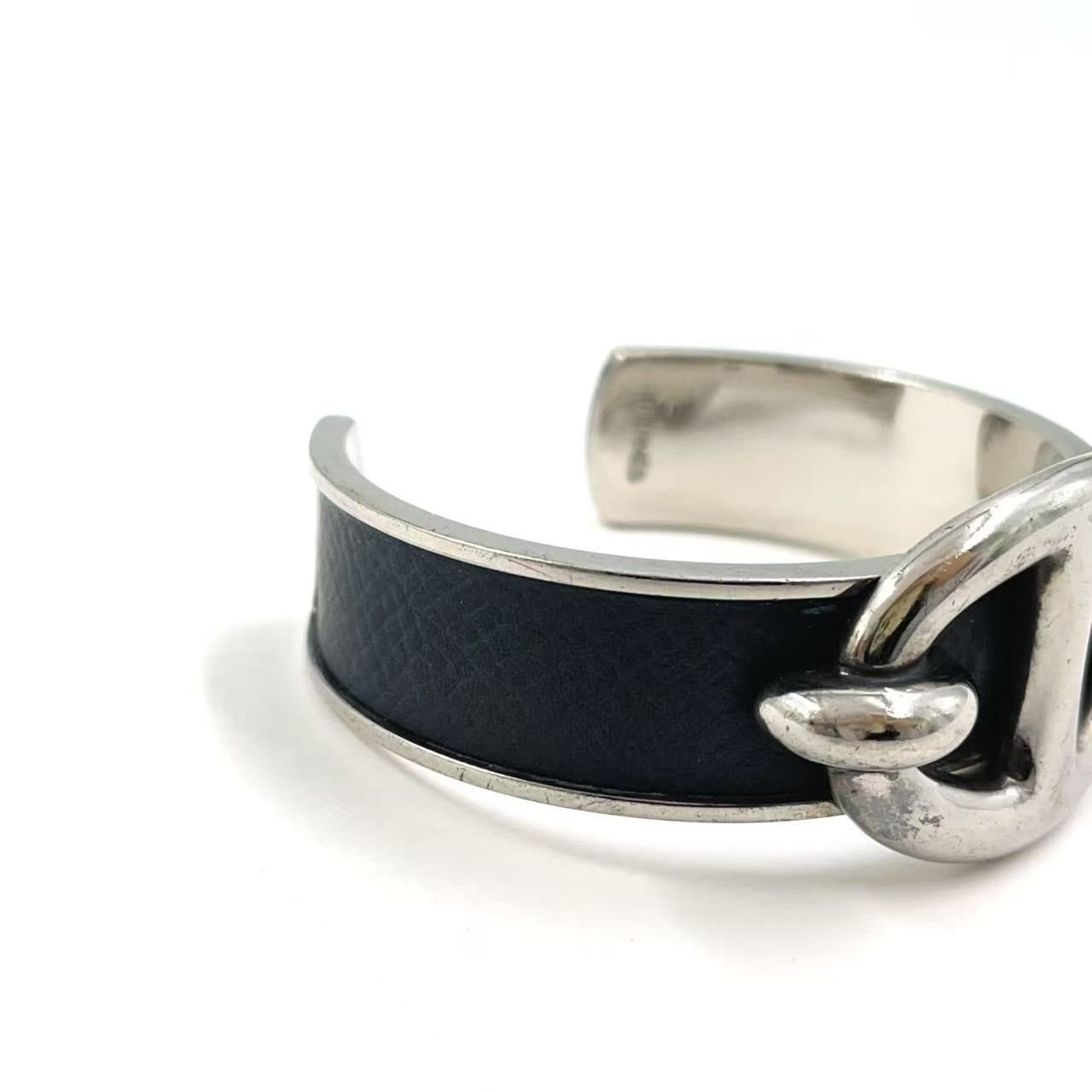 シルバー×ブラック バングル