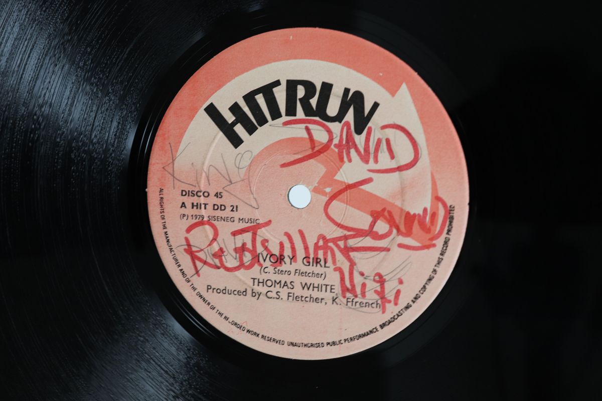 英12 Thomas White Keith Ffrench Ivory Girl Prejudiced Country HITDD21 HITRUN 00250