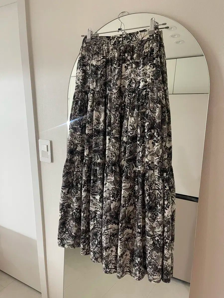 バイシーニ プリンティング ロング スカート