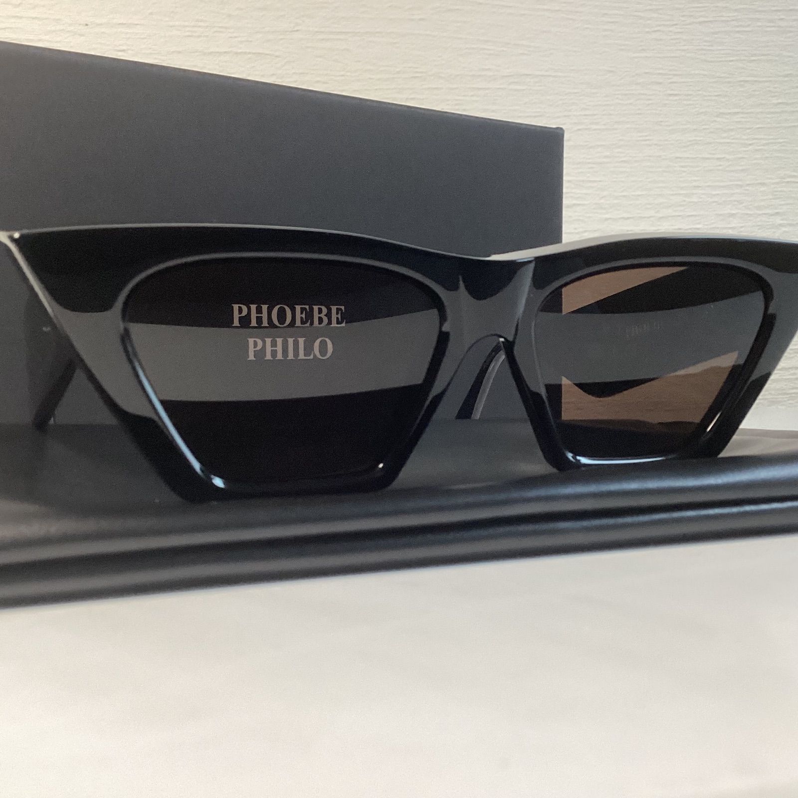 PHOEBE PHILO PEAK サングラス フィービーファイロ AD11-AT0002-900BK