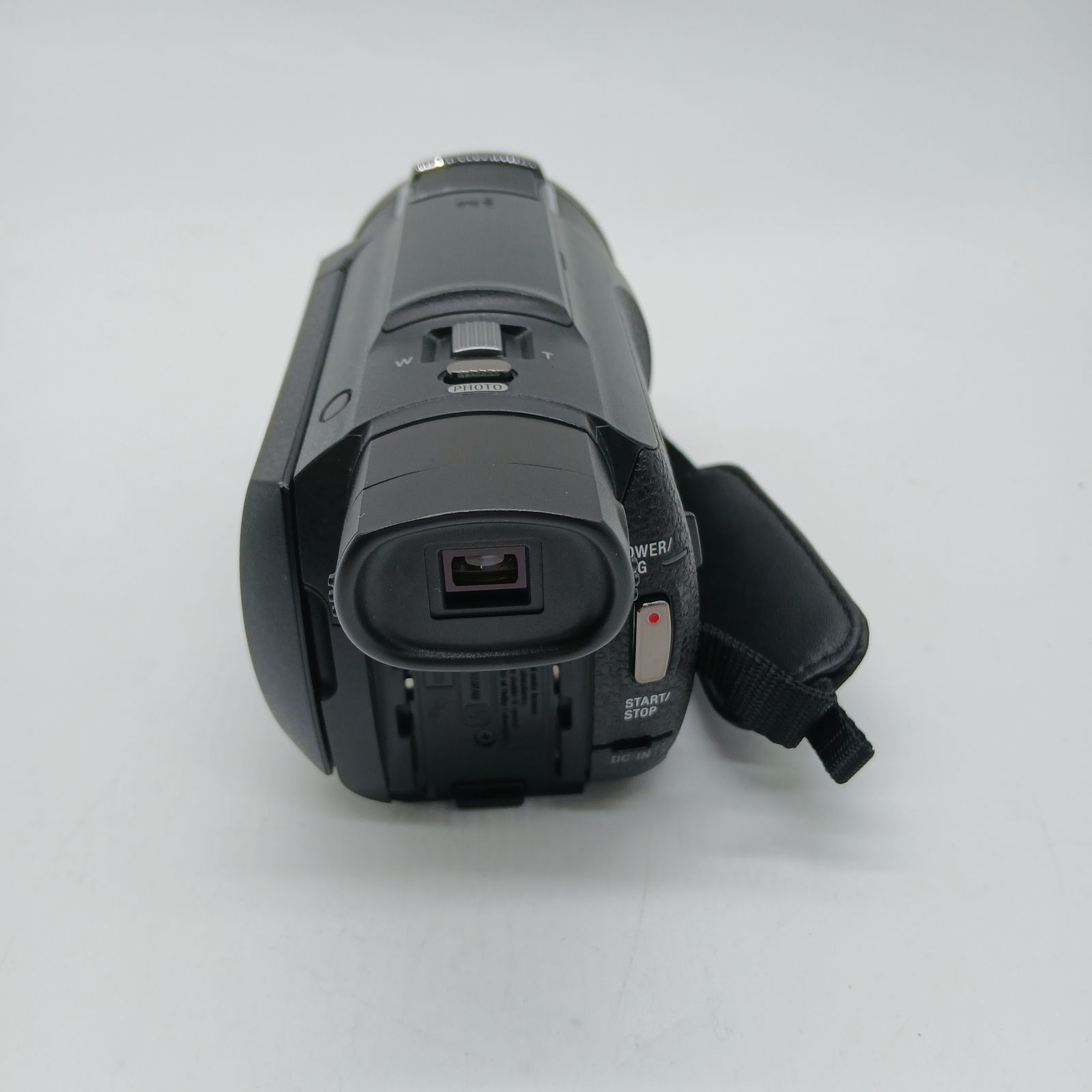 一目惚れする ソニー FDR-AX60 ブラック 4K ビデオカメラ Handycam FDR-AX60 【ポイント還元率３％】