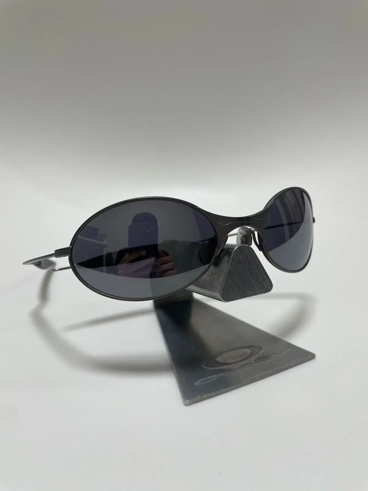 オークリー Eワイヤー 1 0 OAKLEY e-wire サングラス オークリー イー