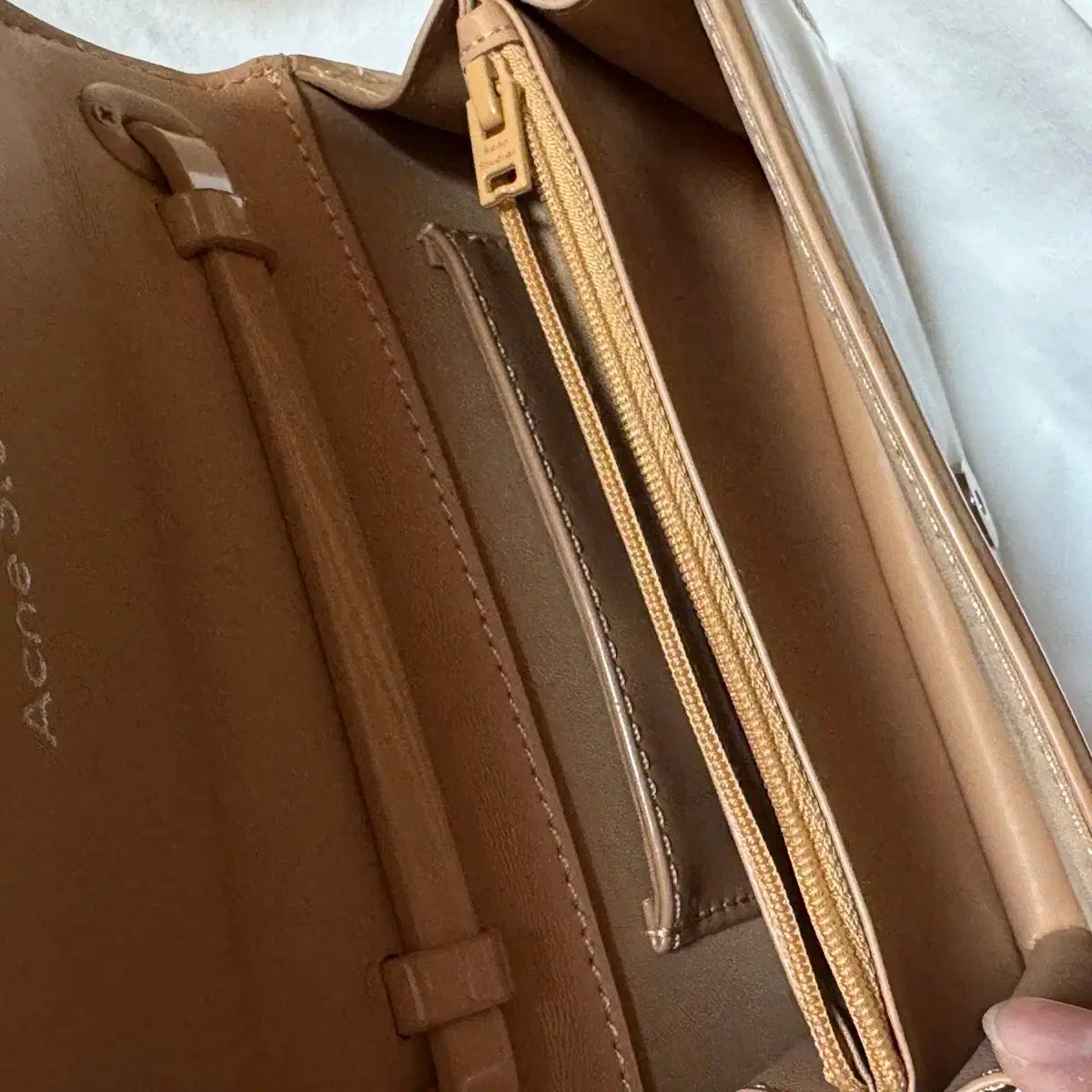 アクネストゥディオズ ミニバック