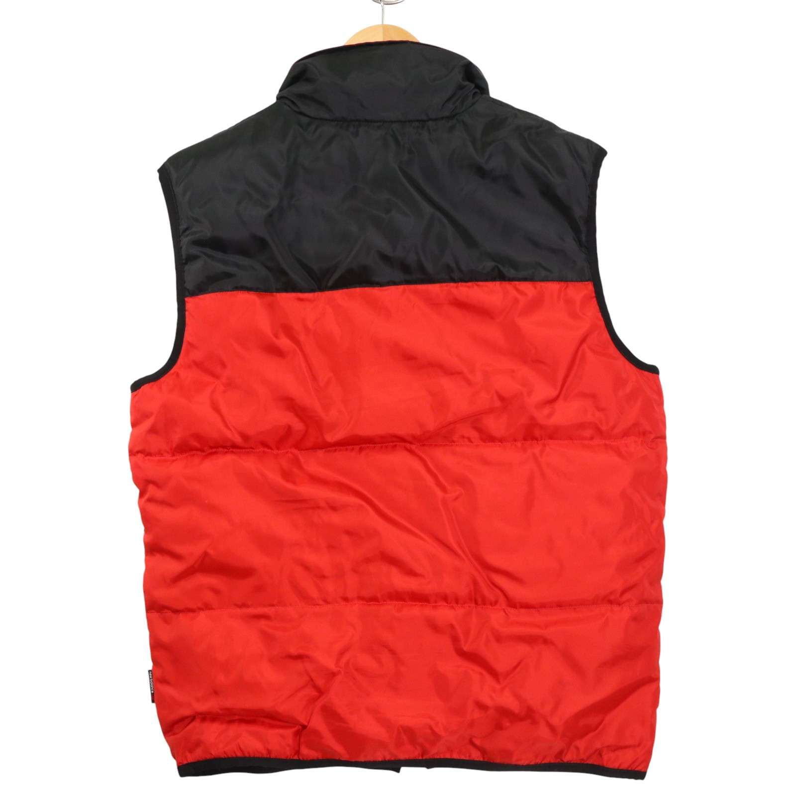 ニューバランス　ダウンベスト ニューバランス ダウンベスト - メルカリ