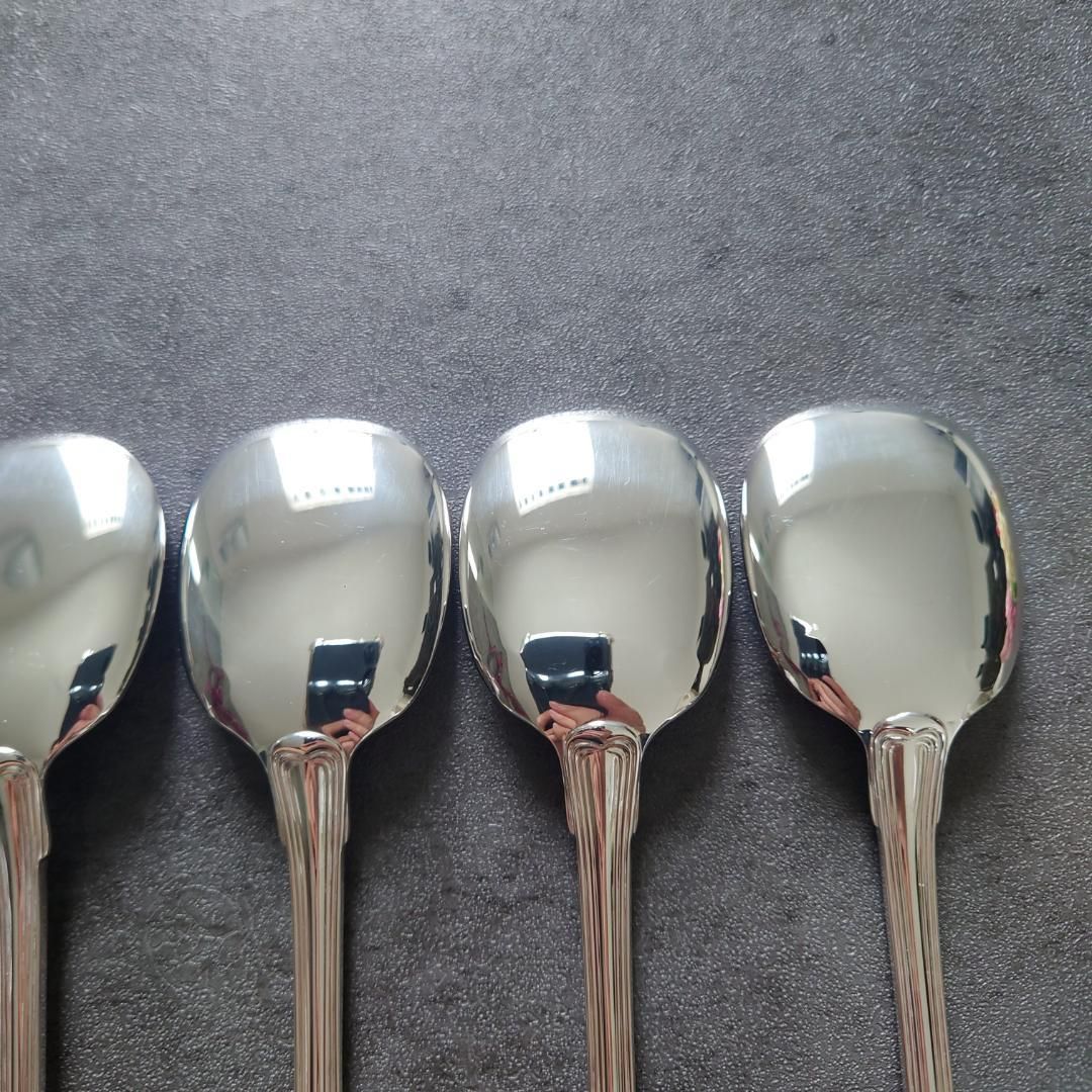 アイスクリームスプーン