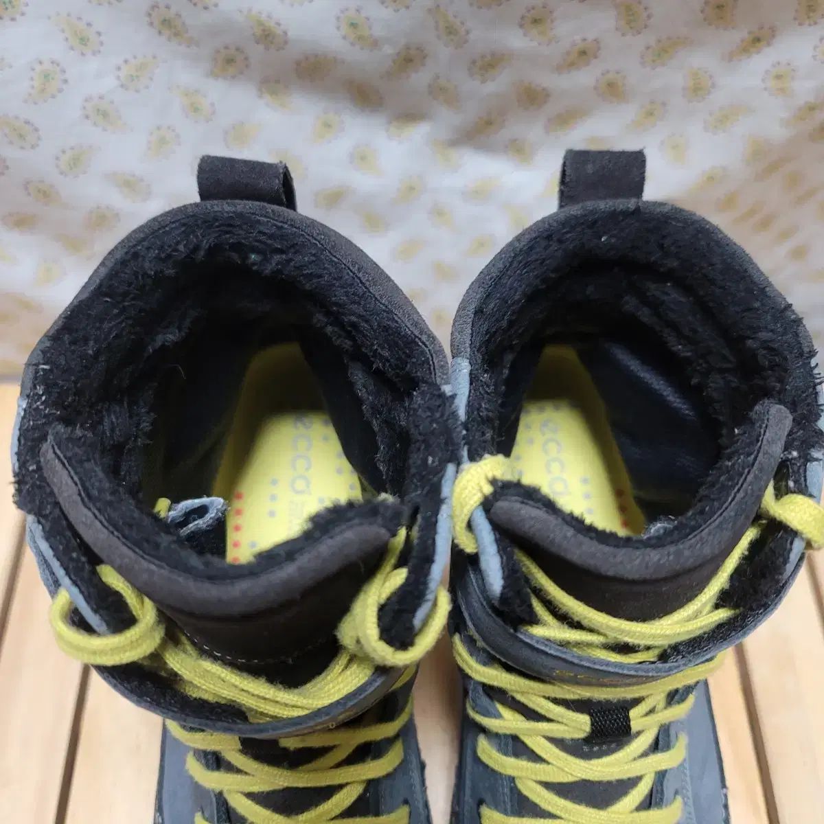 GORE-TEX ミッドカット